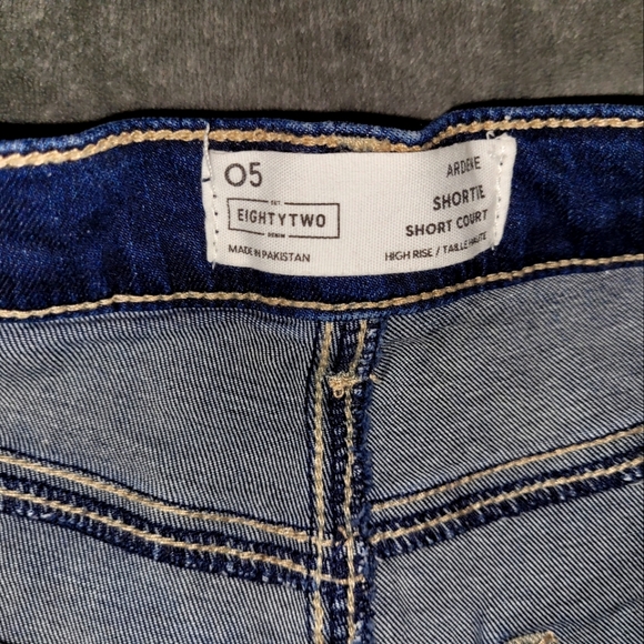 Pum pum shorts - Picture 3 of 4